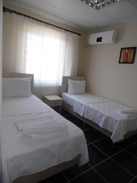 Saral Otel Derince Camera foto