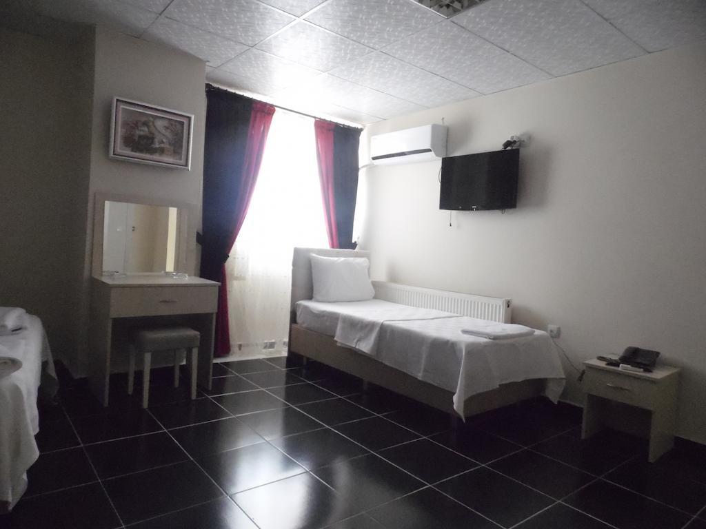 Saral Otel Derince Camera foto