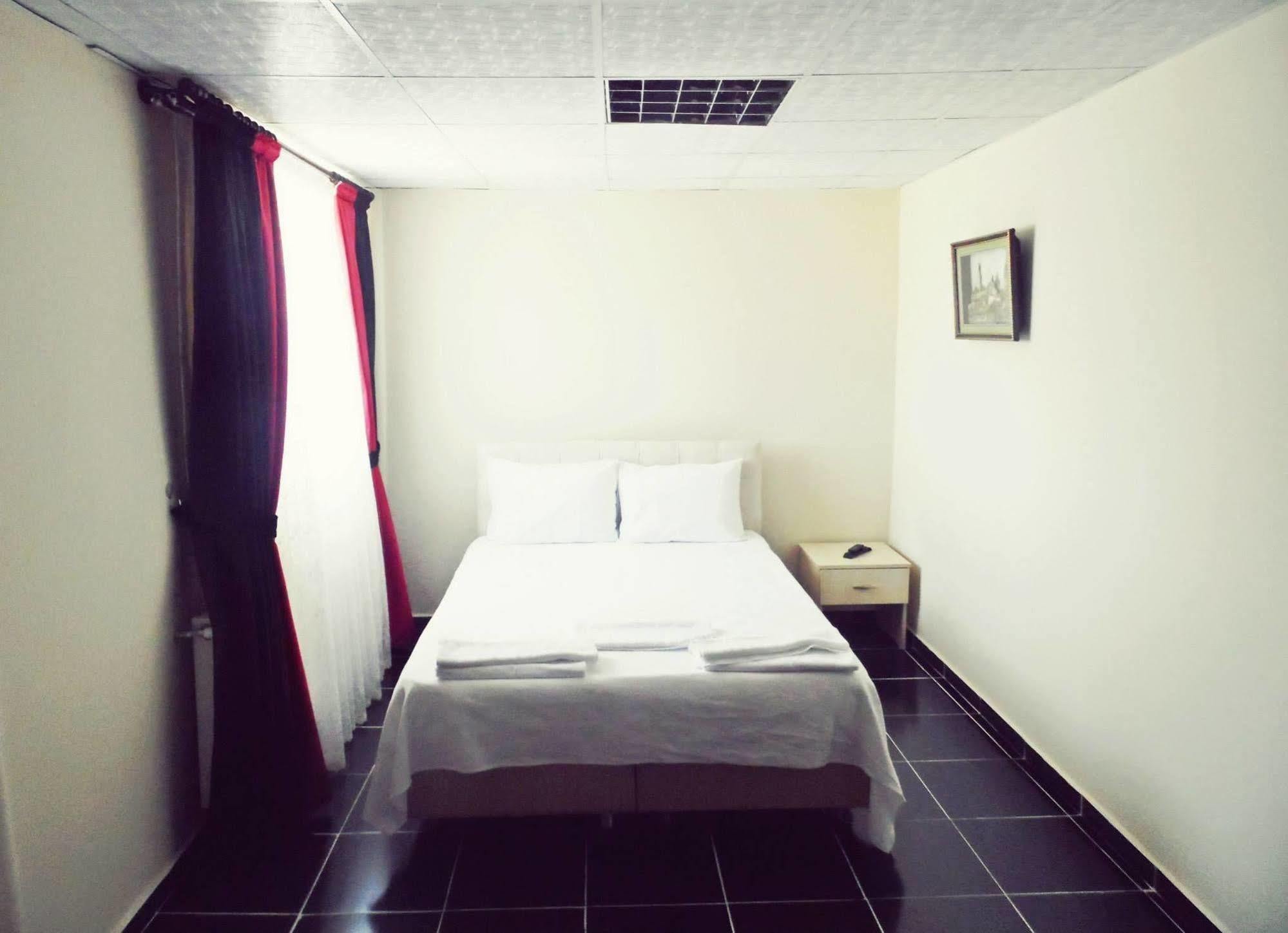 Saral Otel Derince Esterno foto