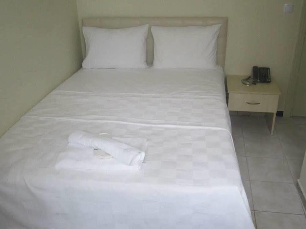 Saral Otel Derince Esterno foto